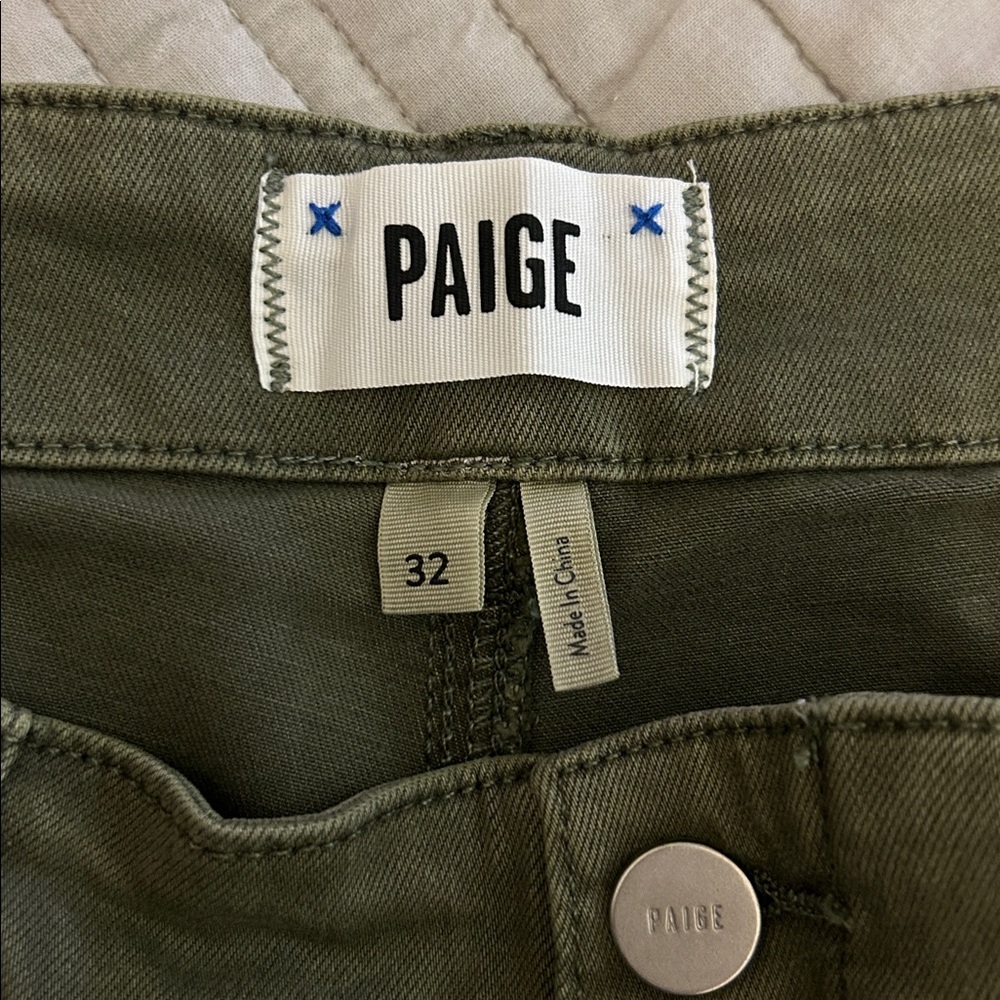 PAIGE Mayslie Straight Leg Pants in Vintage Ivy Green - Picture 5 of 7